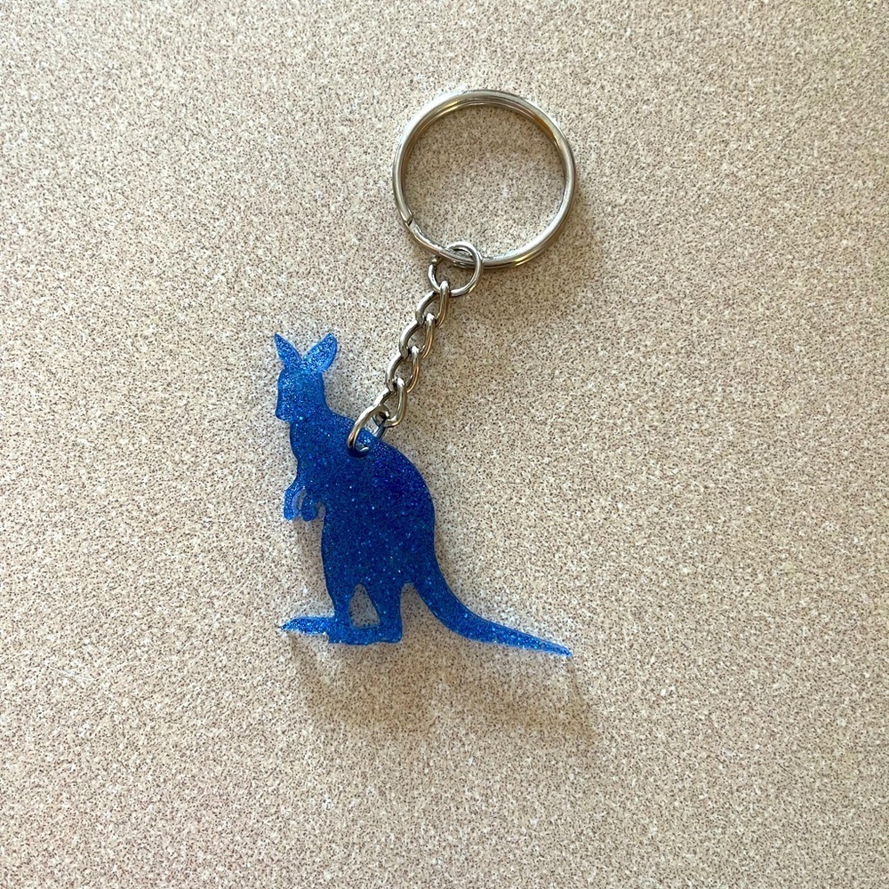 🎉🎉HP🎉🎉 Handmade Baby Kangaroo (Joey) Keychain - Picture 1 of 6